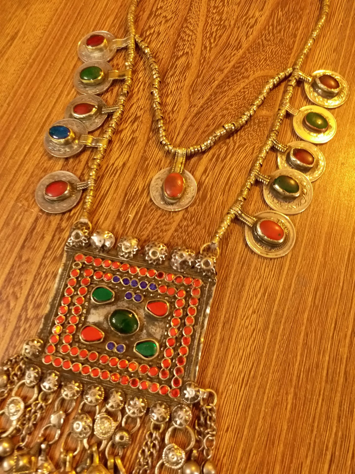 Tavez Pendant And Crystal Coins Necklace