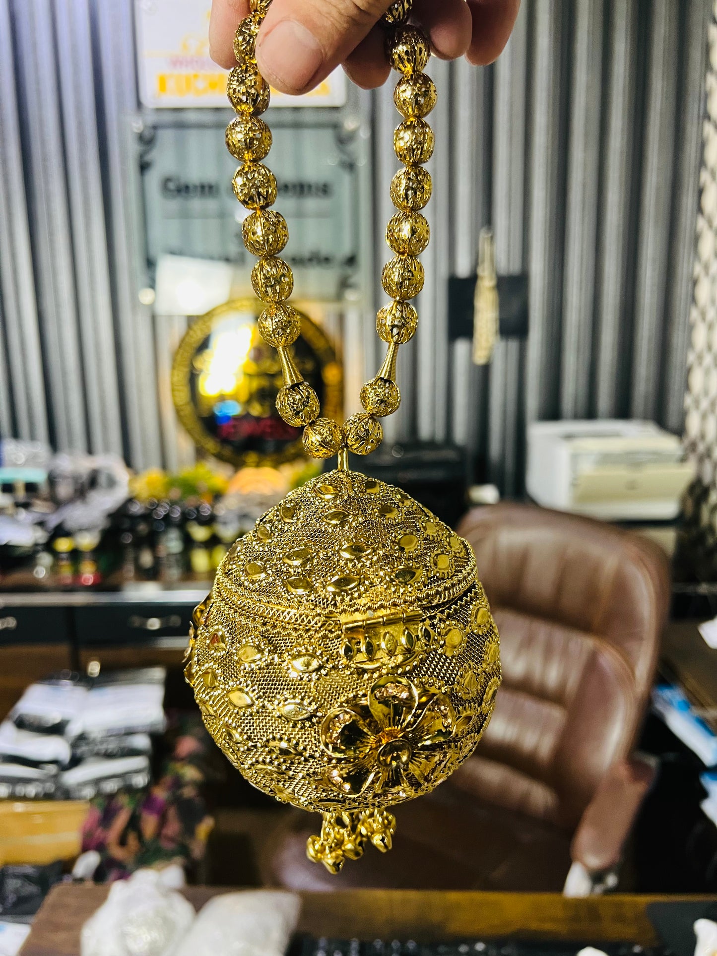 Heer Collection Beautiful Potli Golden Bag-2