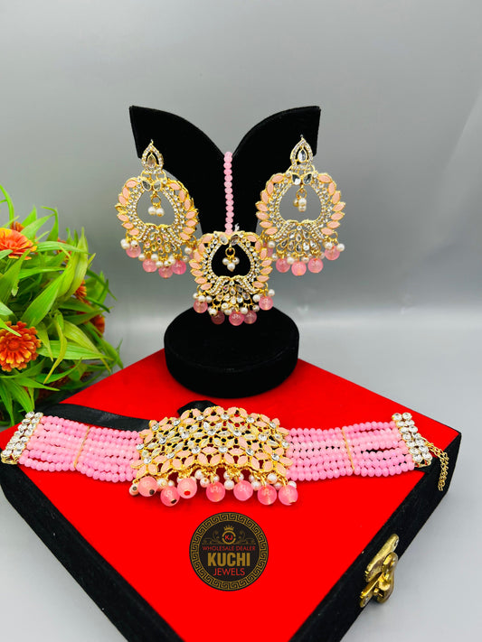 Aleea Pearl Choker Set With Tikka