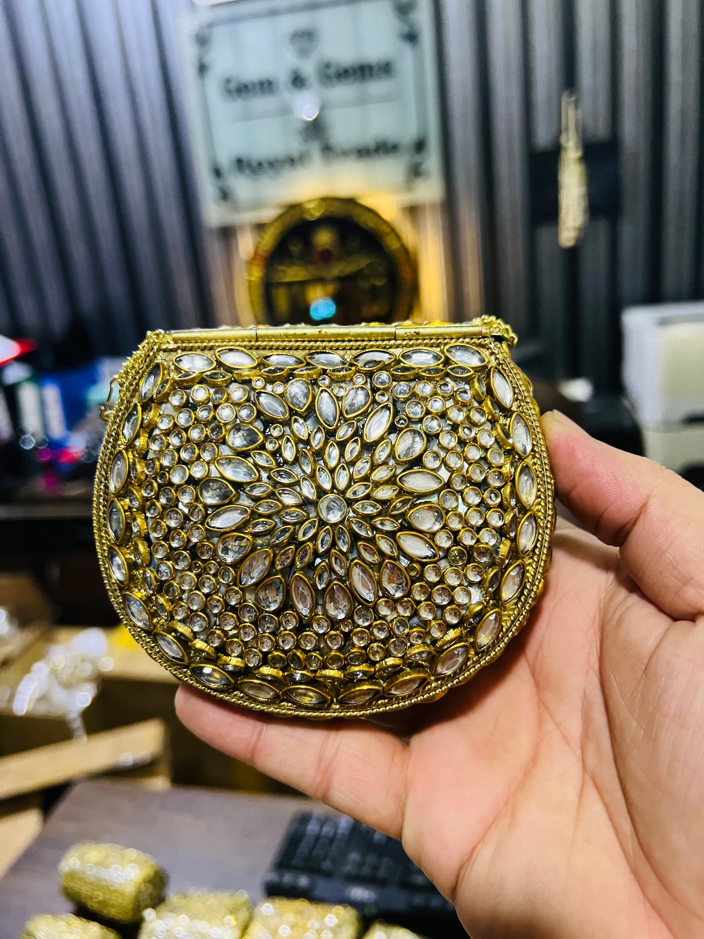 Pure Kundan Round D Shape Handmade Metal Bag BB-D145