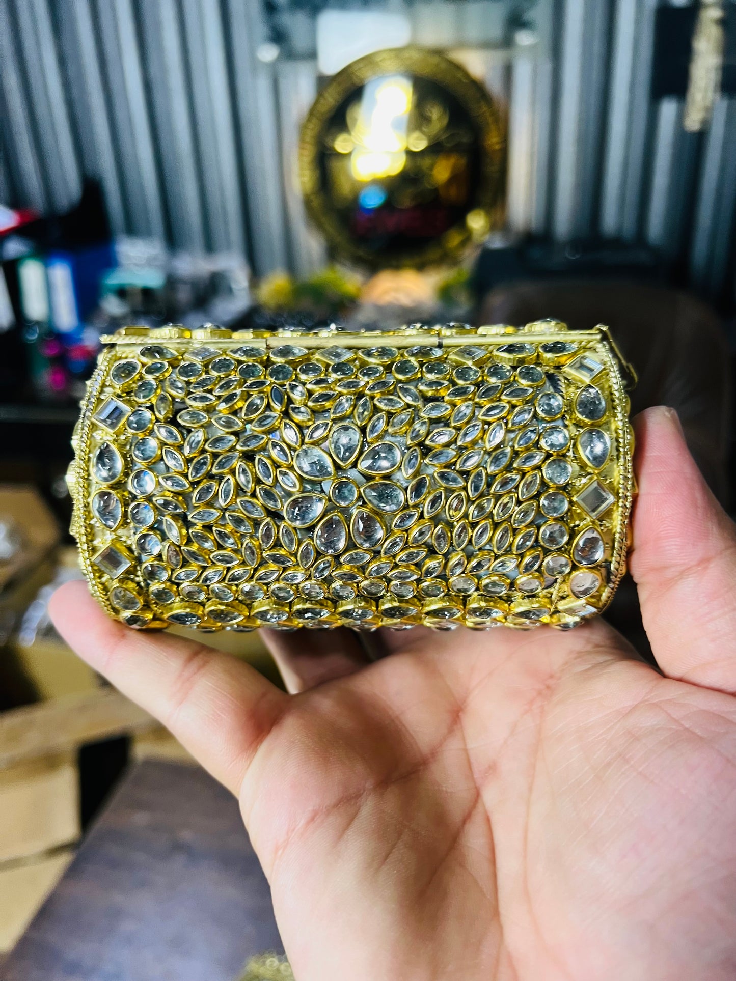 Pure Kundan Cylinder Shape Bag BB-A2