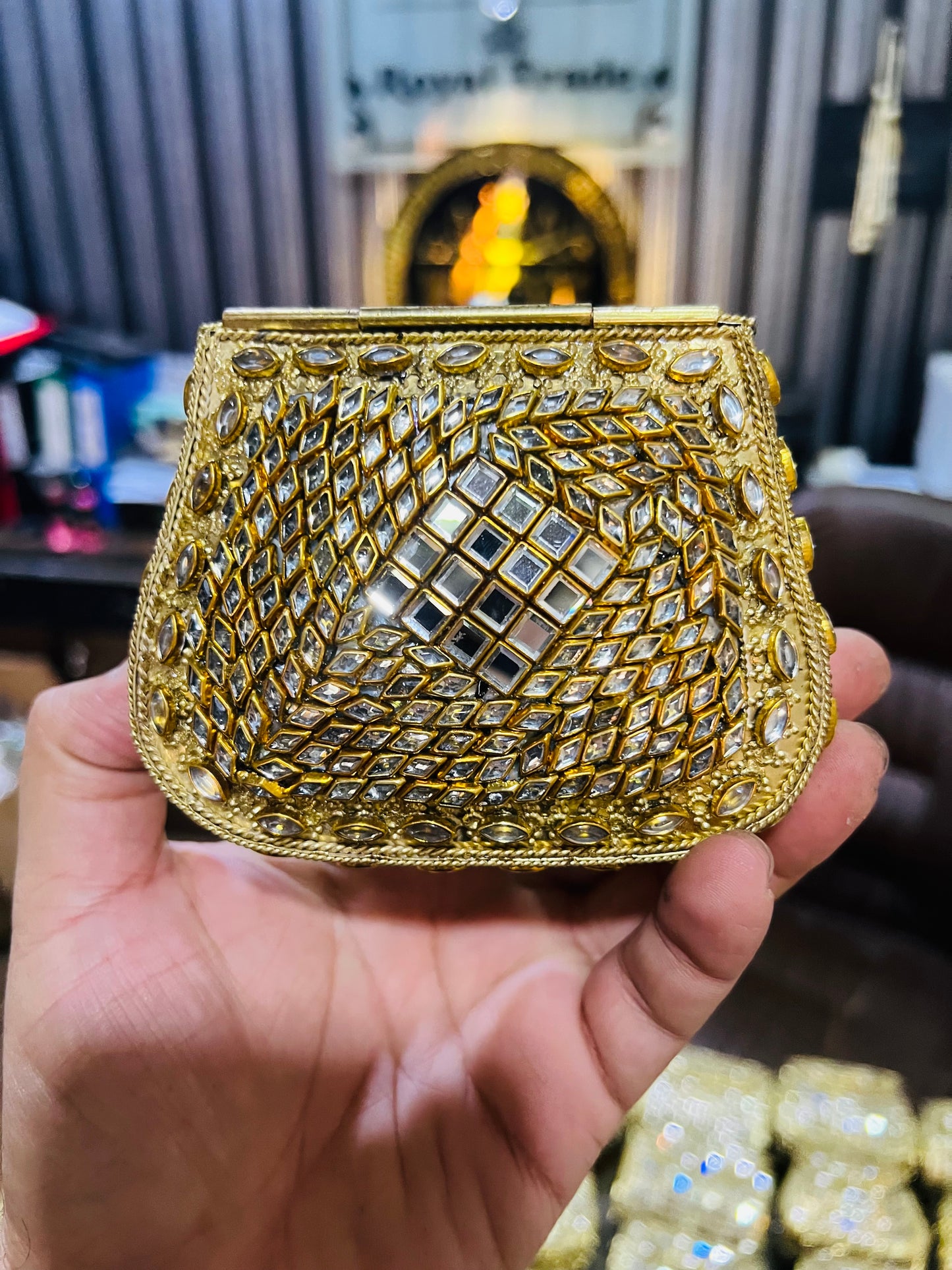 Medium Kundan Gold Bag Round D shape BB-D16