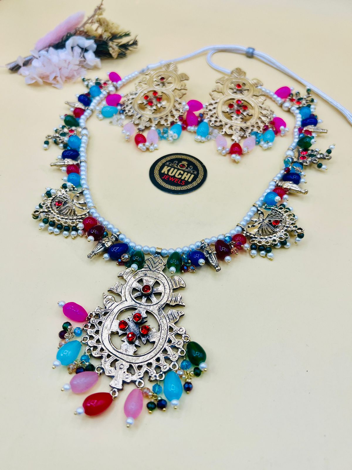 Handmade Unique Pearls Necklace Set