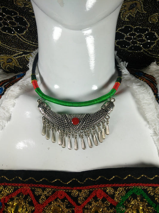 Chokar of Green & Red Cord With Pendant-9