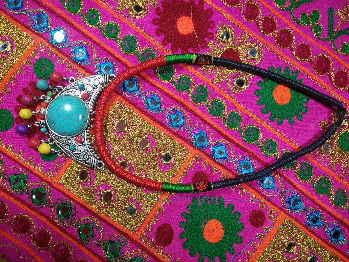 Chokar of Green & Red Cord With Pendant-4