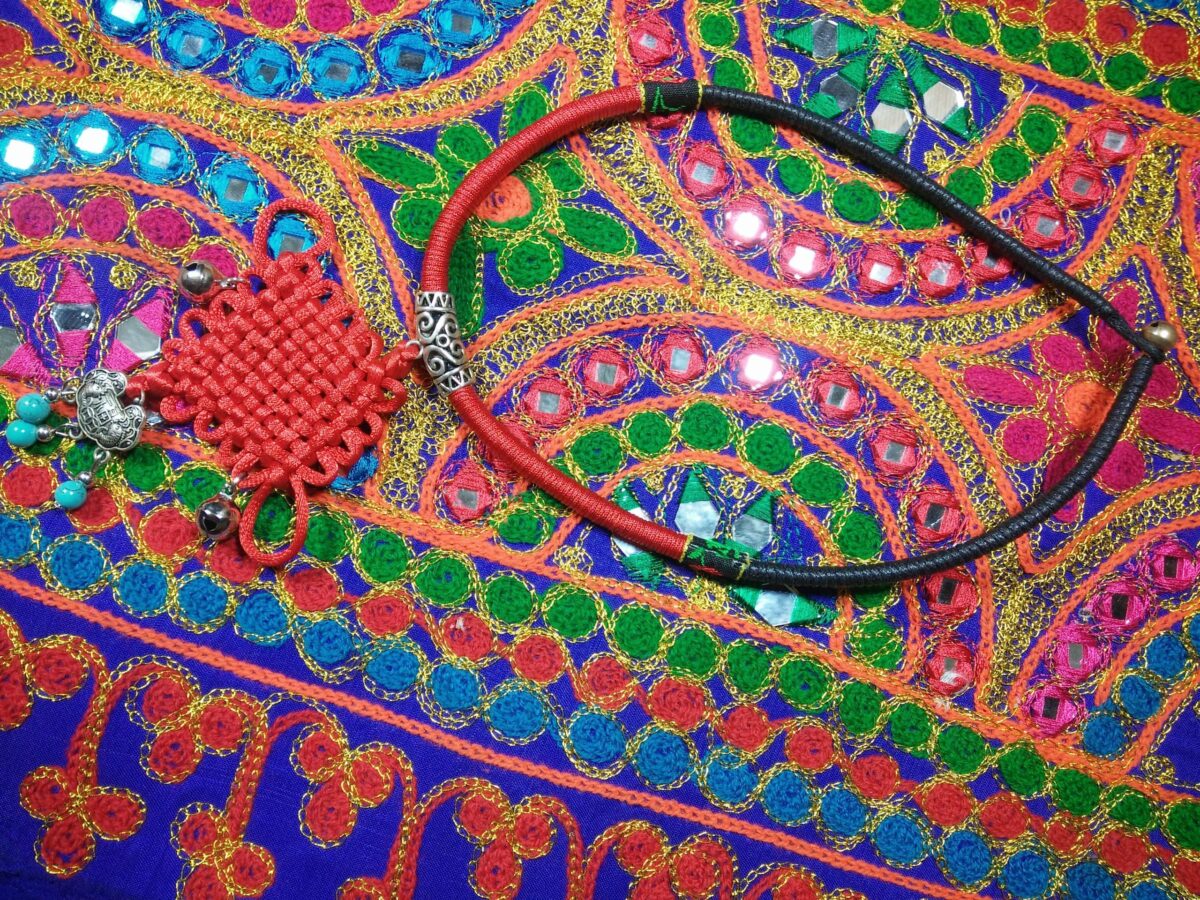 Chokar of Green & Red Cord With Pendant-1