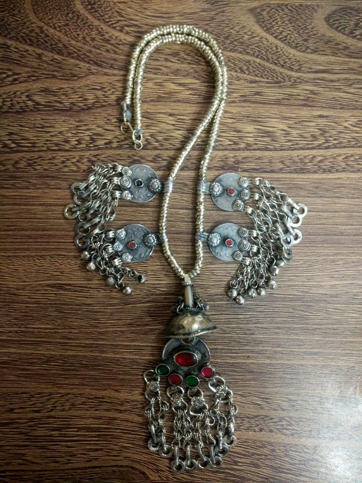 Round Handing Pendant Chokar
