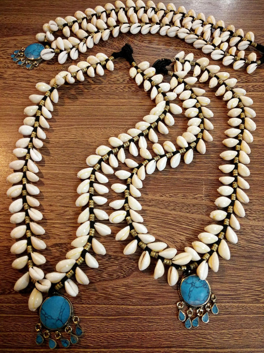 Shell And Bead Necklace Turquoise Pendant