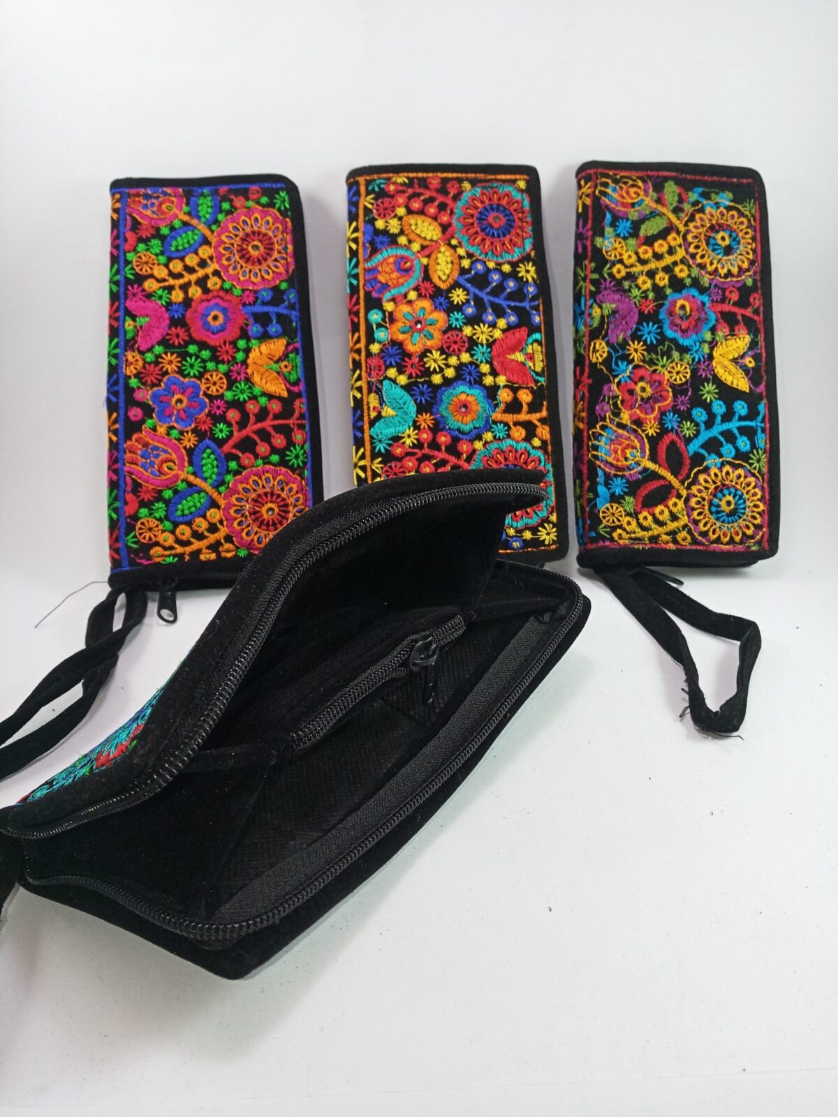 Velvet Hand Clutch Design-2