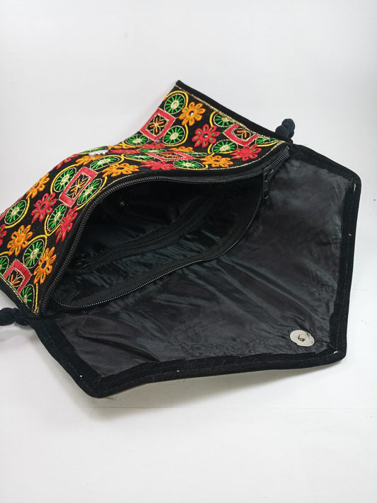 Velvet Shoulder Embroidery Bag