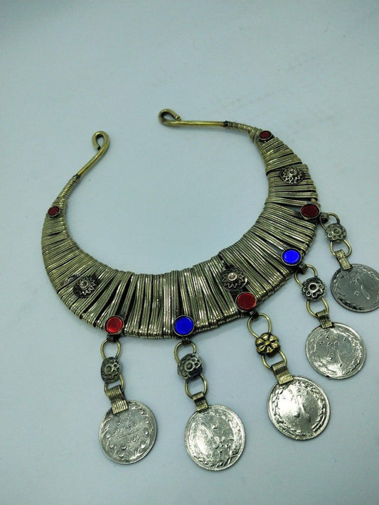 Hasli Choker With Old Coins