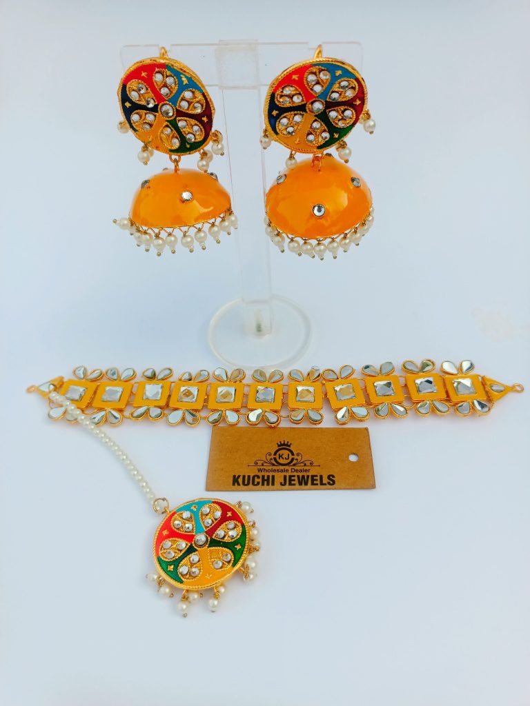 Bahawalpuri Multi Color Cultural Choker Set