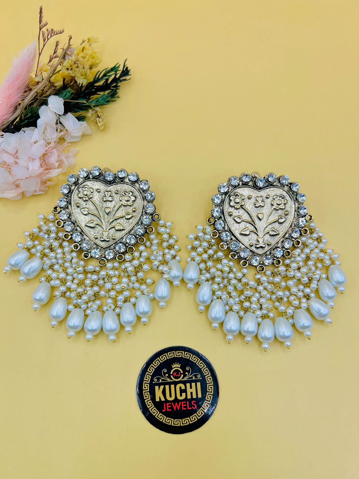 Mirror Heart Golden Pearl Earring