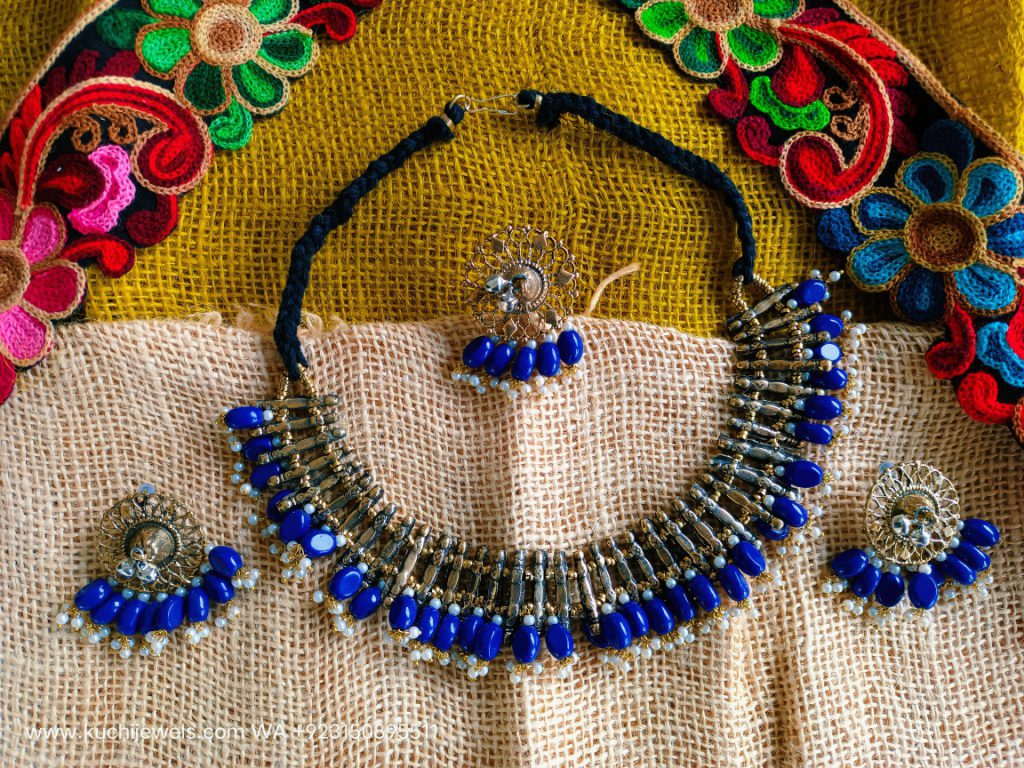 Red Pearls Boho Spike Choker Set