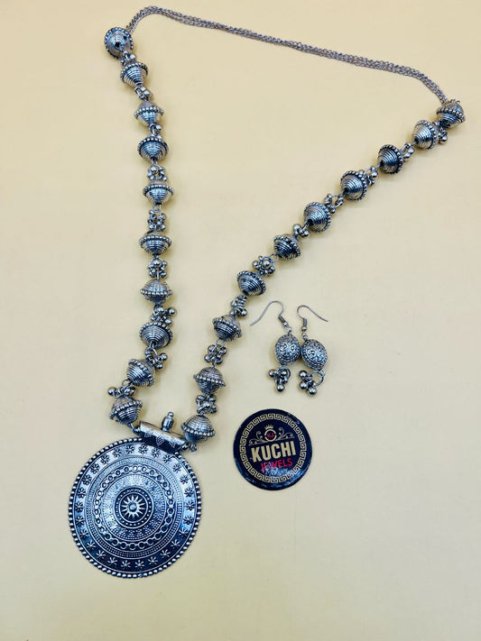 Round Pendant Silver Oxidized Necklace Set