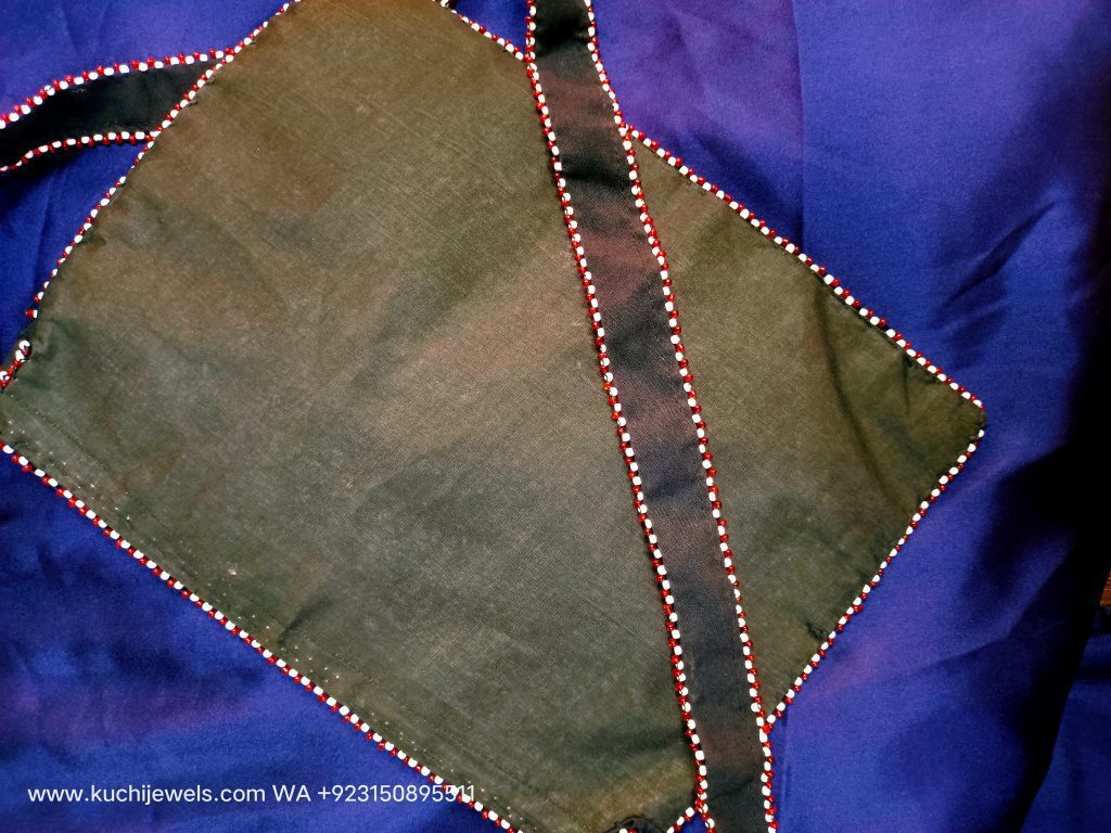 Tribal Handmade Shell And Metal Bag