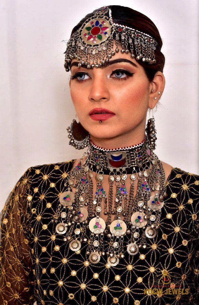 Turkish Queen Long Bells Choker Set