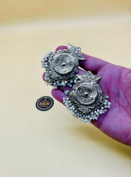 Mufassara White Pearl Golden Earings