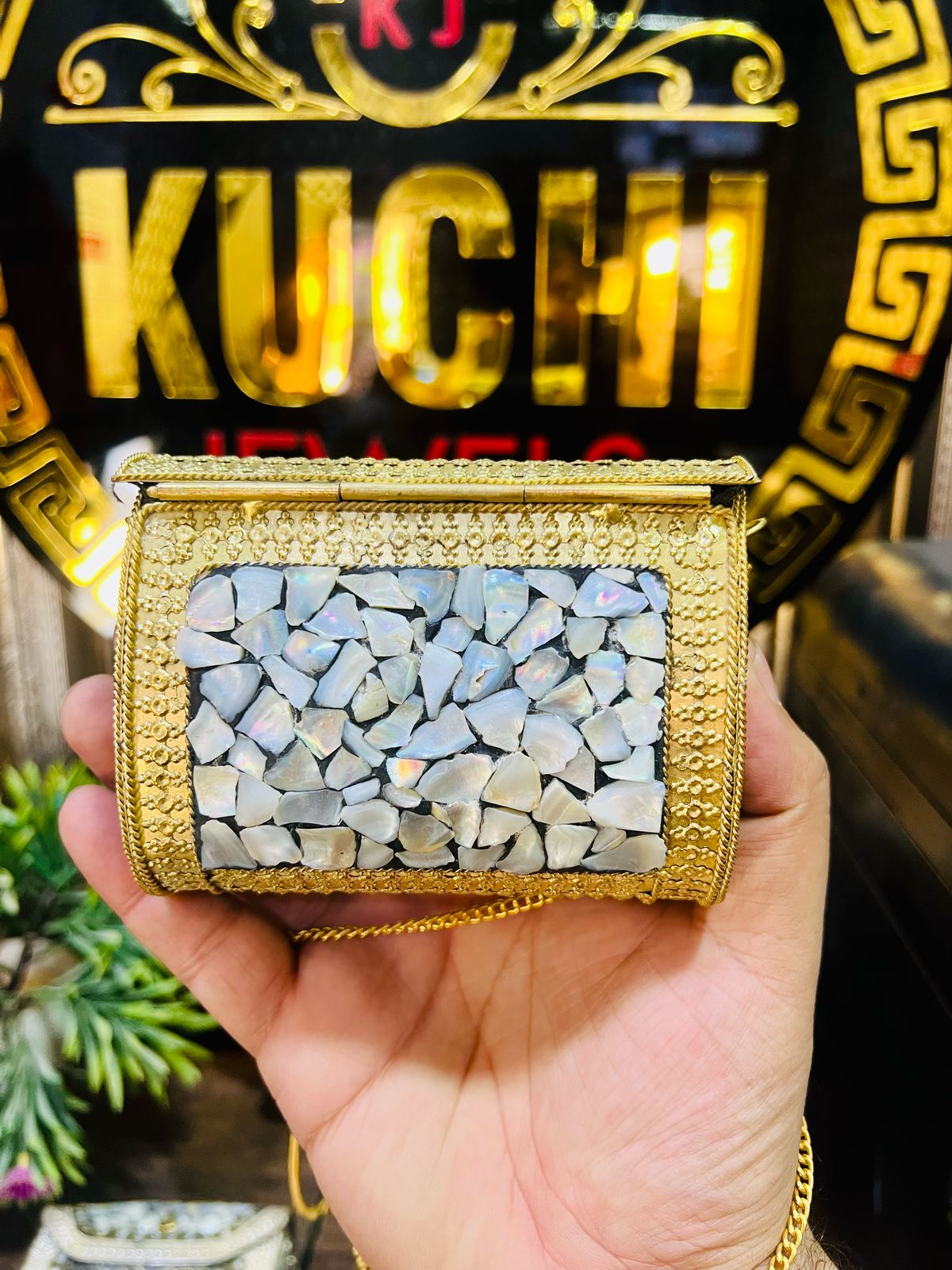 Mini Mosaic Golden Sipi Metal Bag