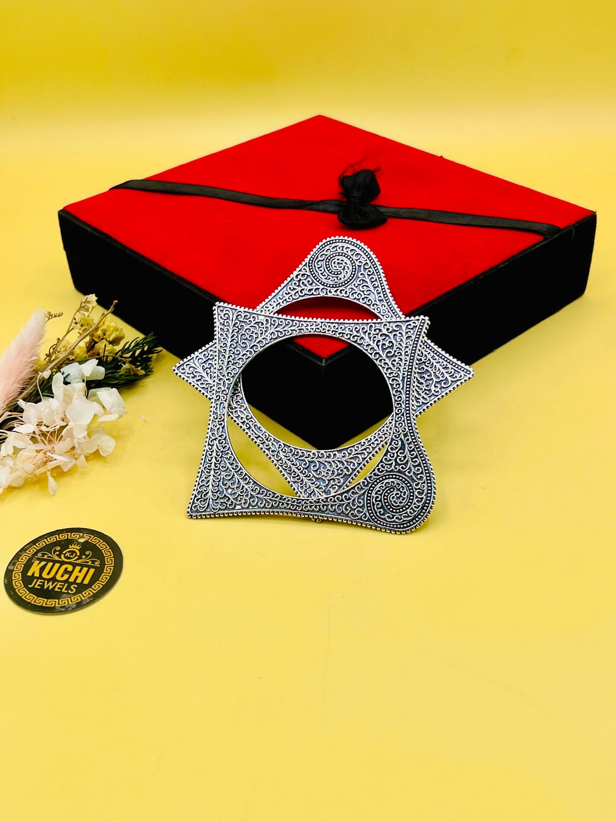 Elephant Square Metal Bracelet Pair (Sawa Do)