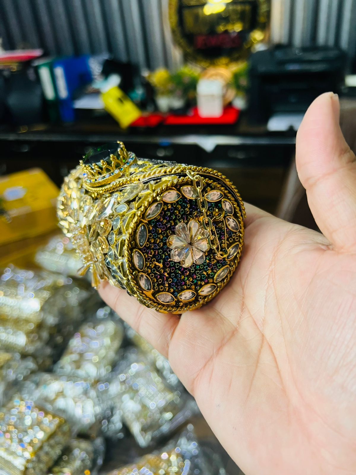 Medium Cylinder Shape Metal Kundan Bag-2