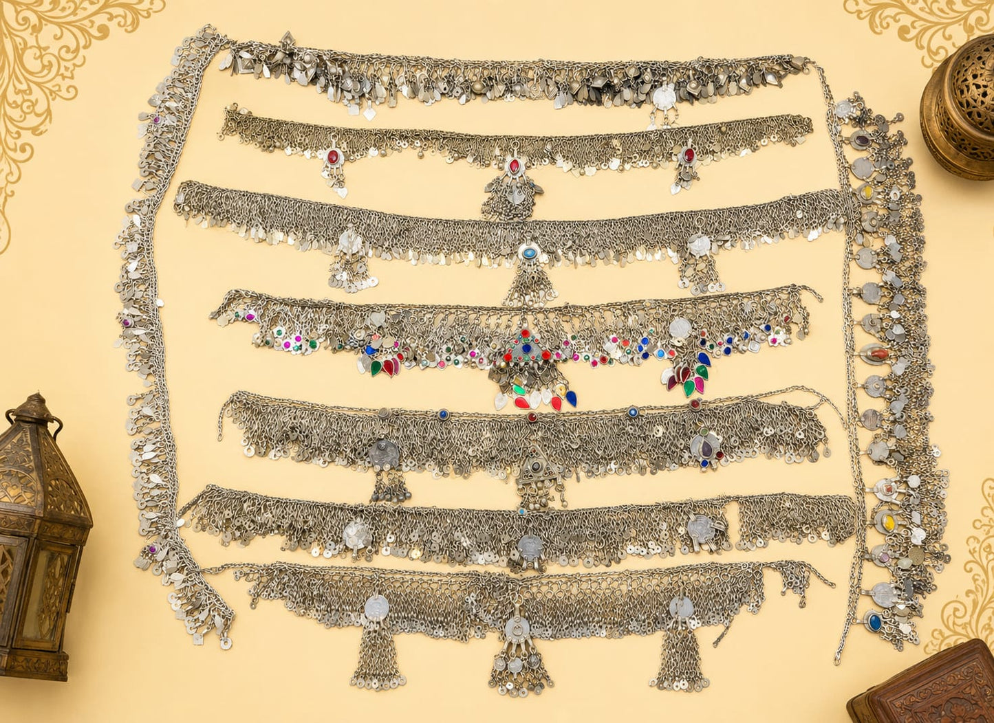 Vintage Metal Chain Belt – Random Design (75 cm)