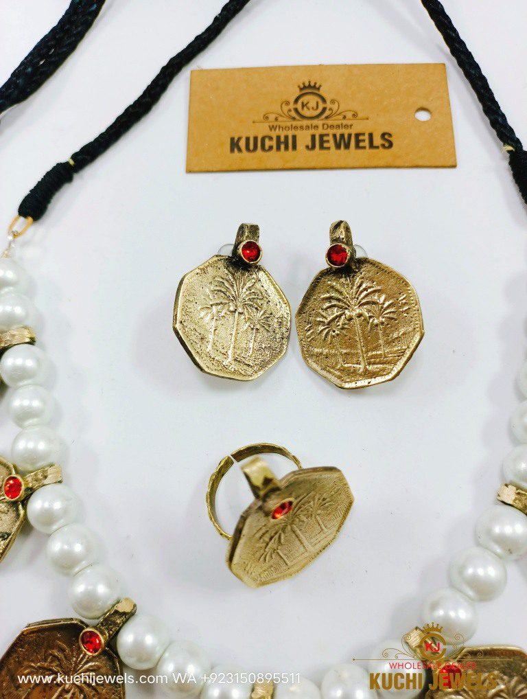 White Beads Egyptian Coins Choker Set
