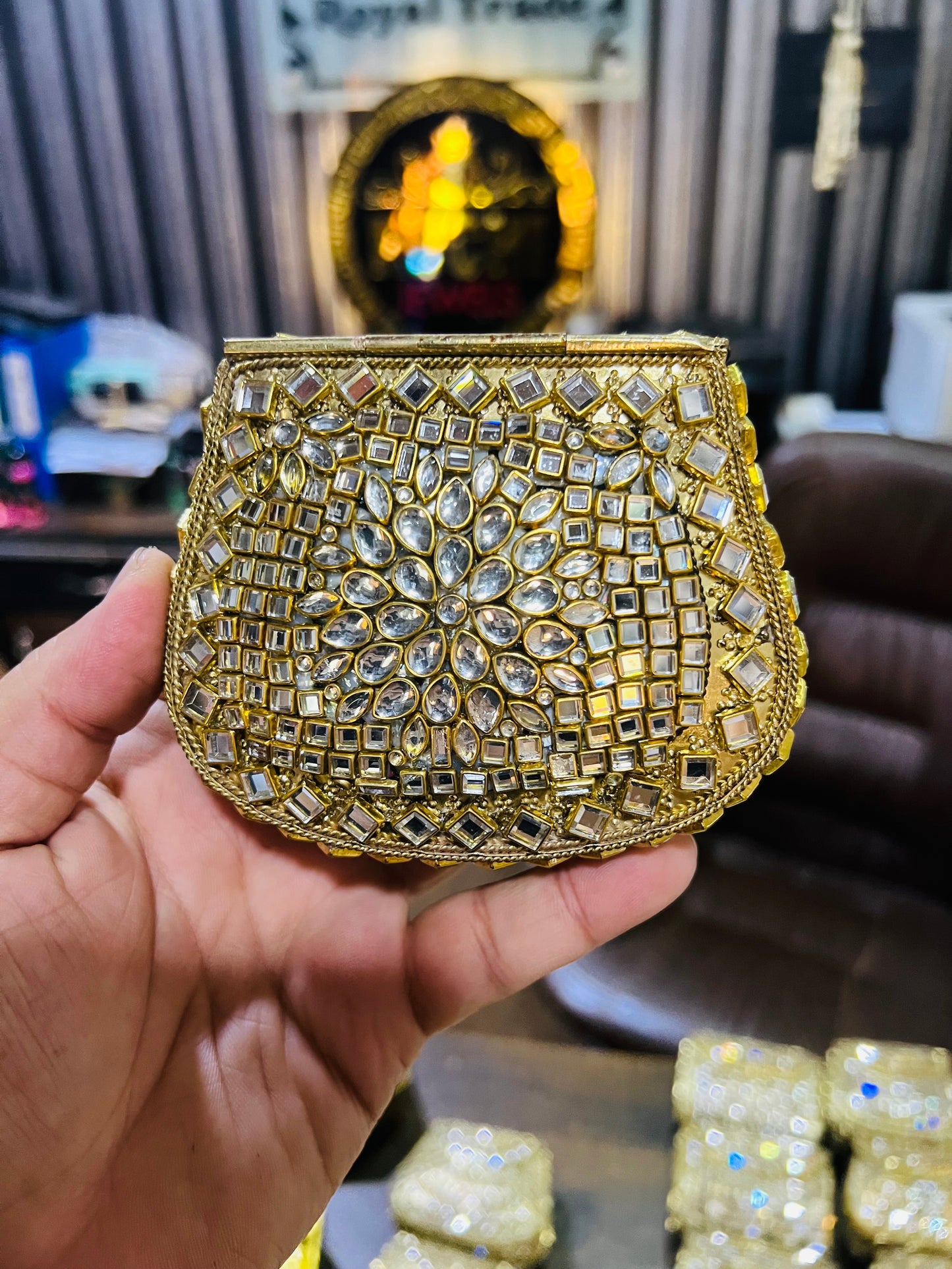 Medium Kundan Gold Bag Round D shape BB-D13