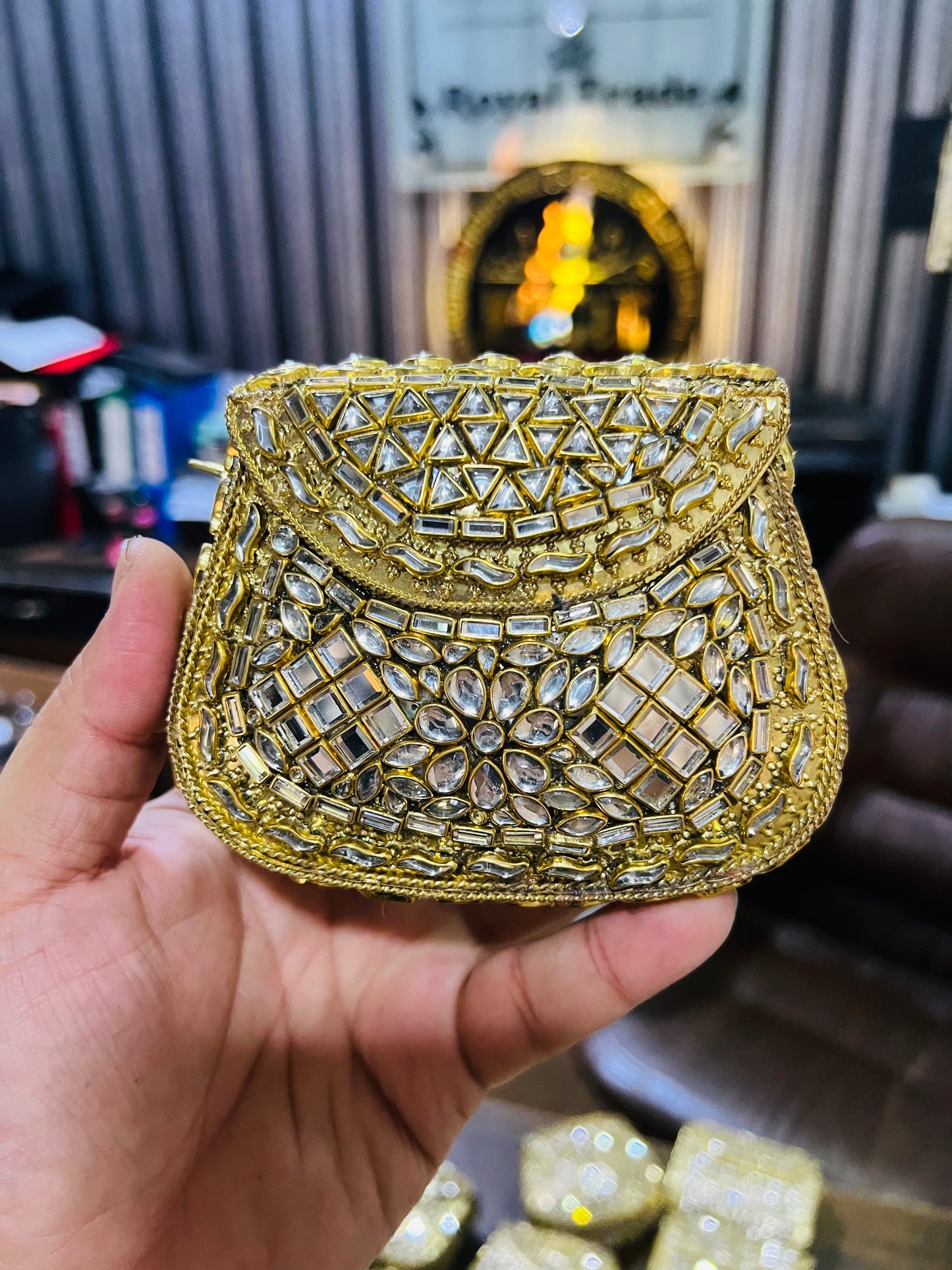 Medium Kundan Gold Bag Round D shape BB-D20