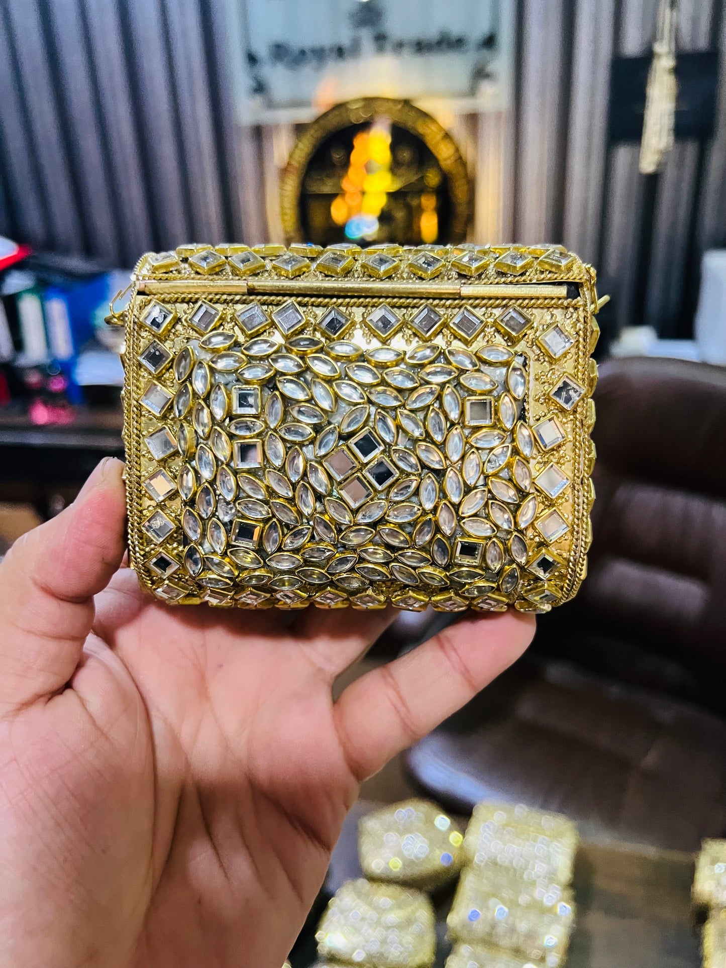 Mid Medium Kundan Golden Bag Square Shape BB-S1