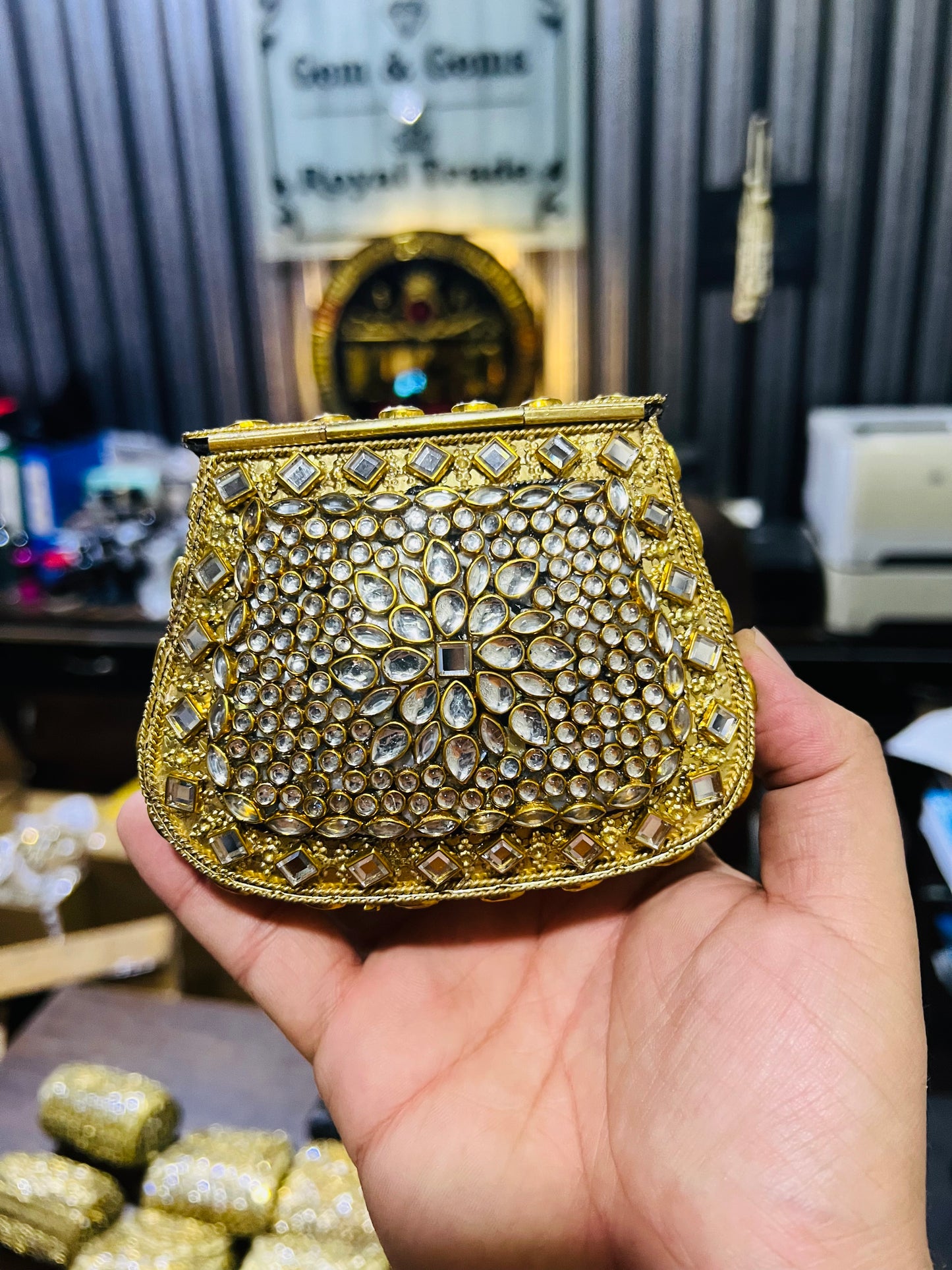 Pure Kundan D Shape Handmade Metal Bag BB-D130