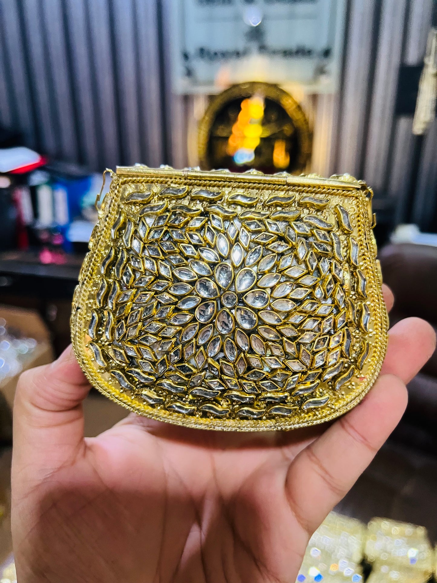 Medium Kundan Gold Bag Round D shape BB-D14