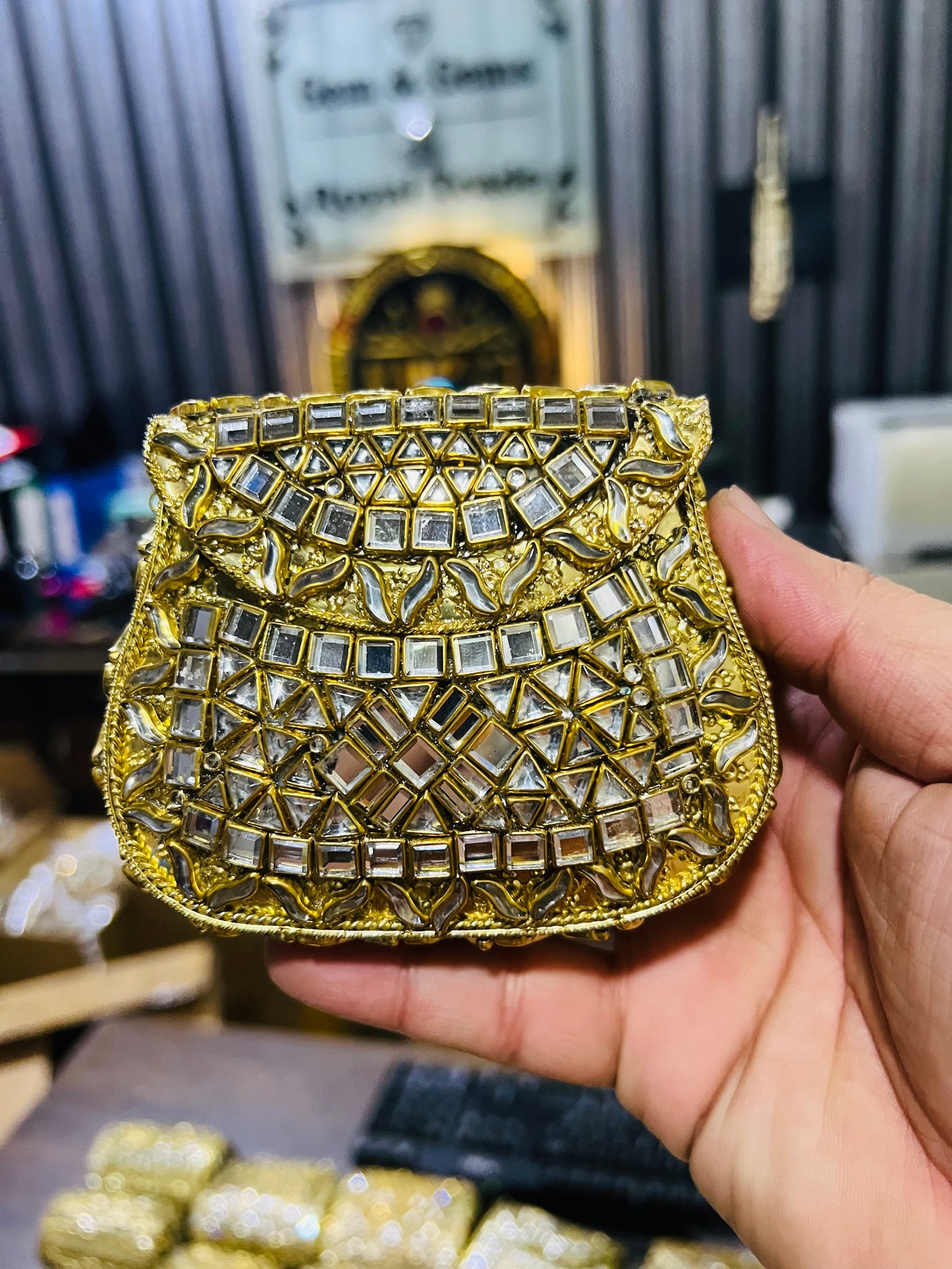 Pure Kundan D Shape Handmade Metal Bag BB-D123