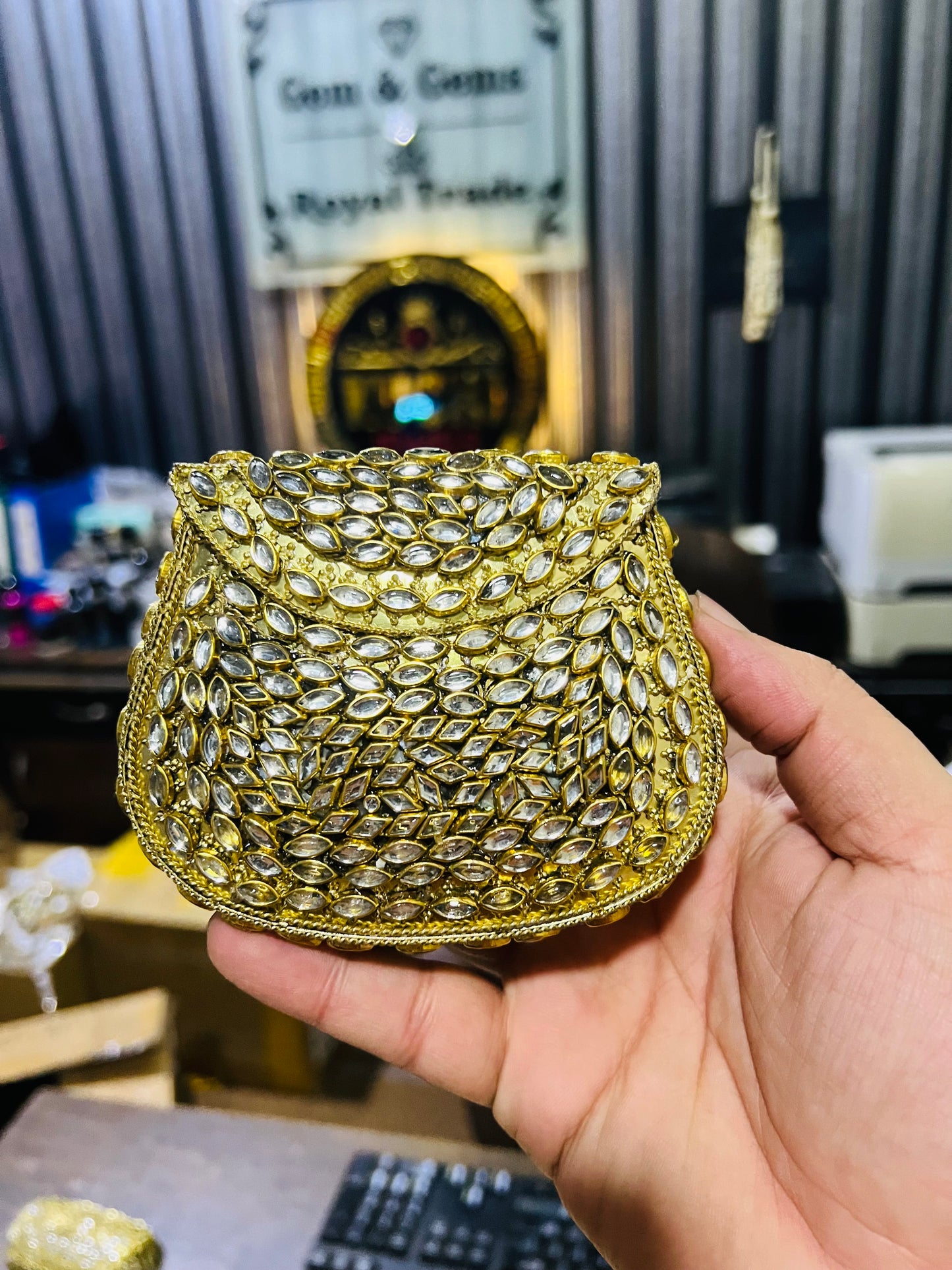 Pure Kundan D Shape Handmade Metal Bag BB-D131