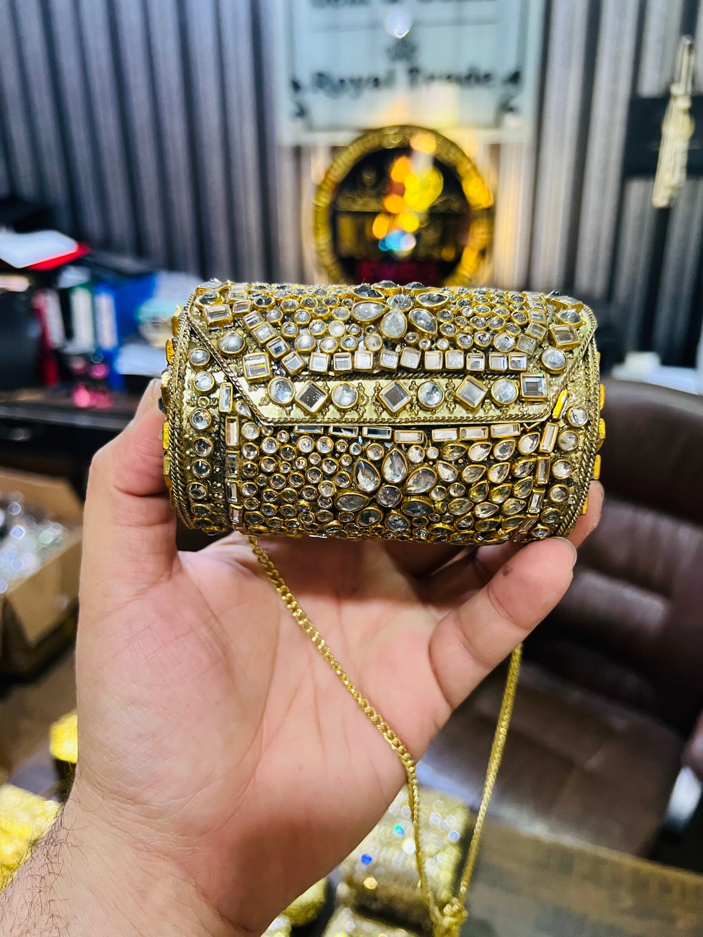 Medium Kundan Gold Bag Cylinder Shape BB-N6