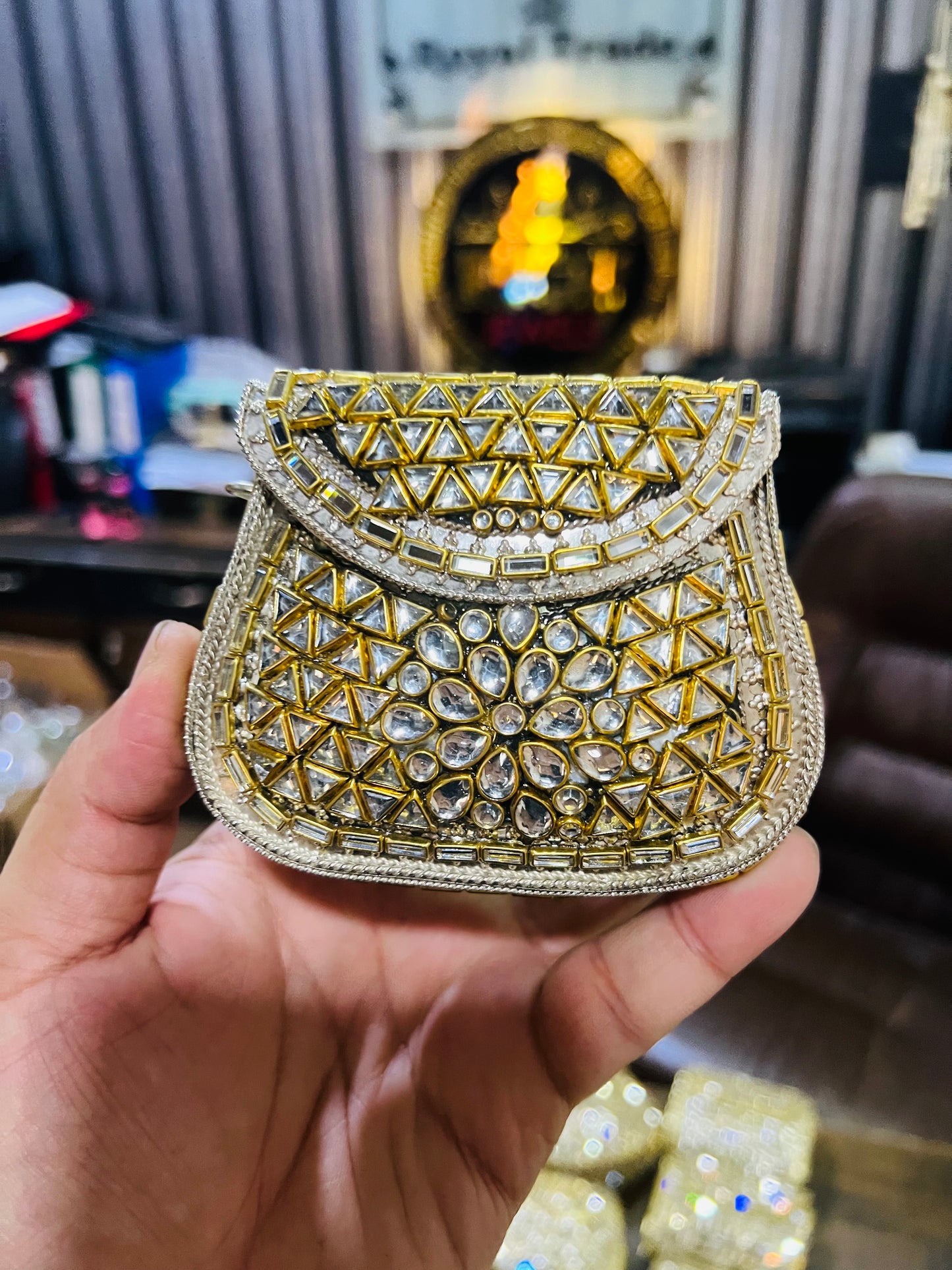 Medium Kundan Gold Bag Round D shape BB-D21