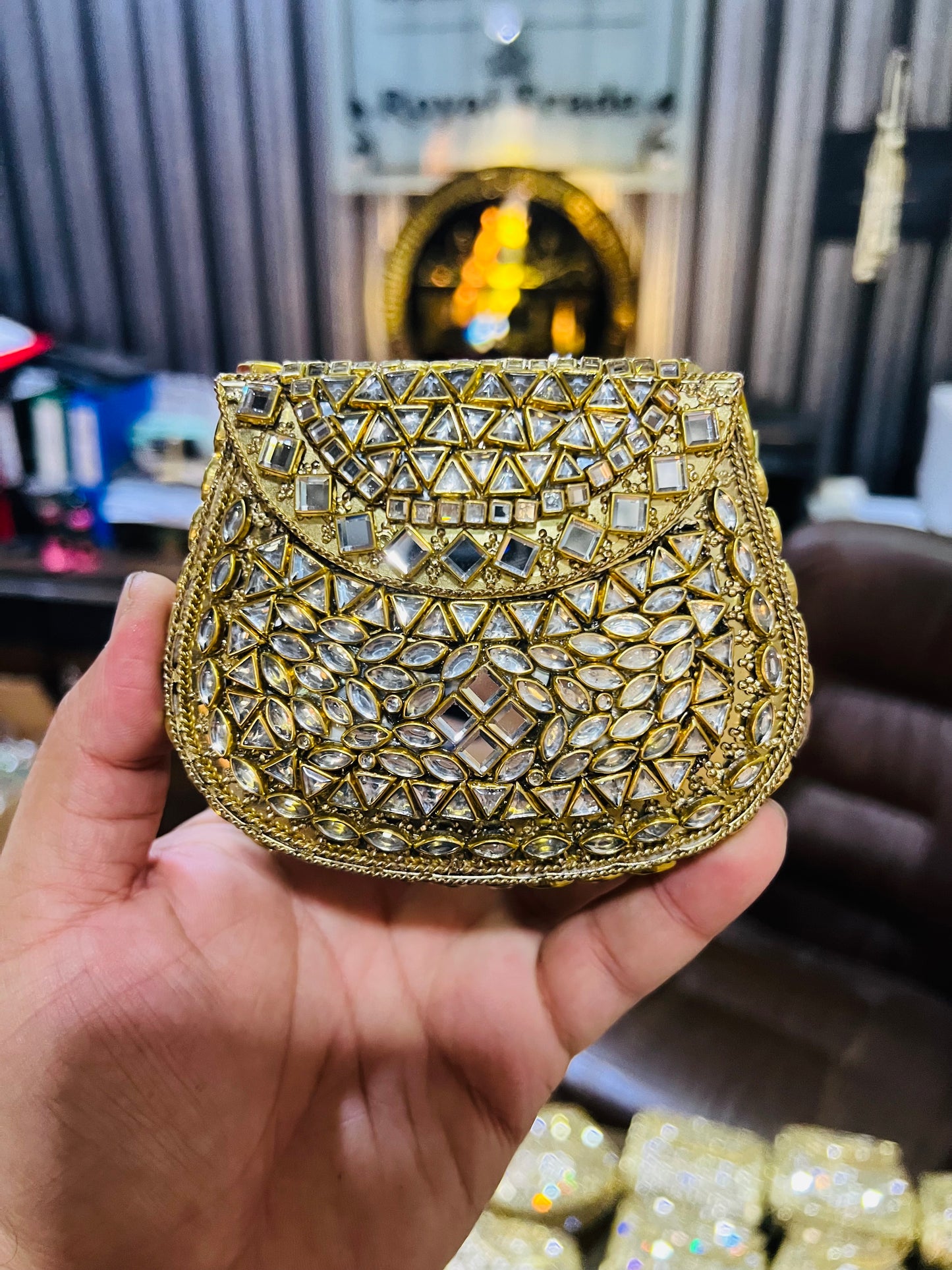 Medium Kundan Gold Bag Round D shape BB-D18