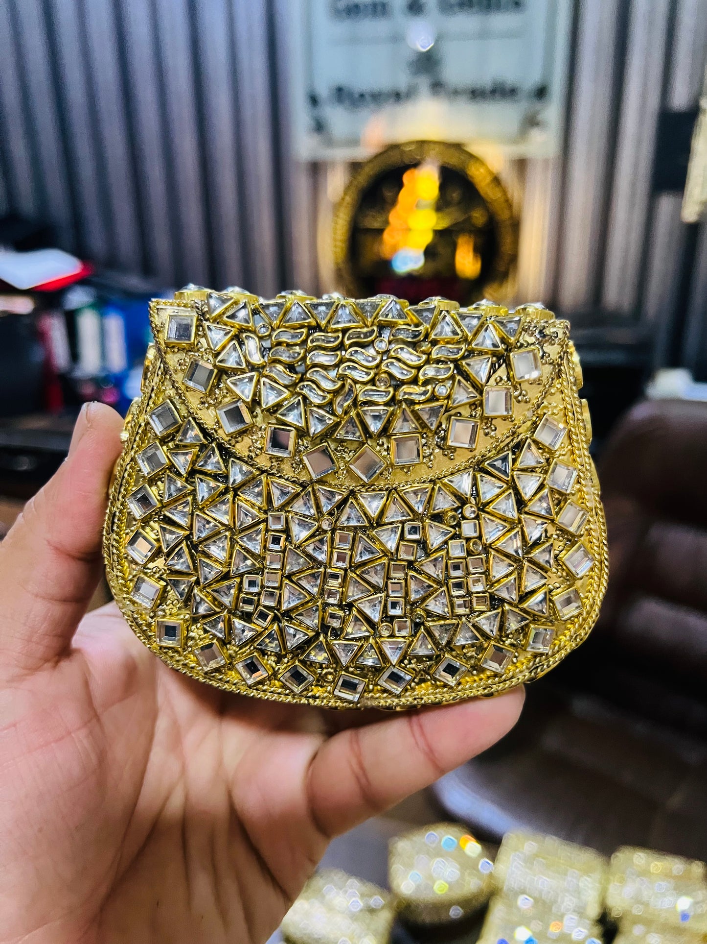 Medium Kundan Gold Bag Round D shape BB-D14