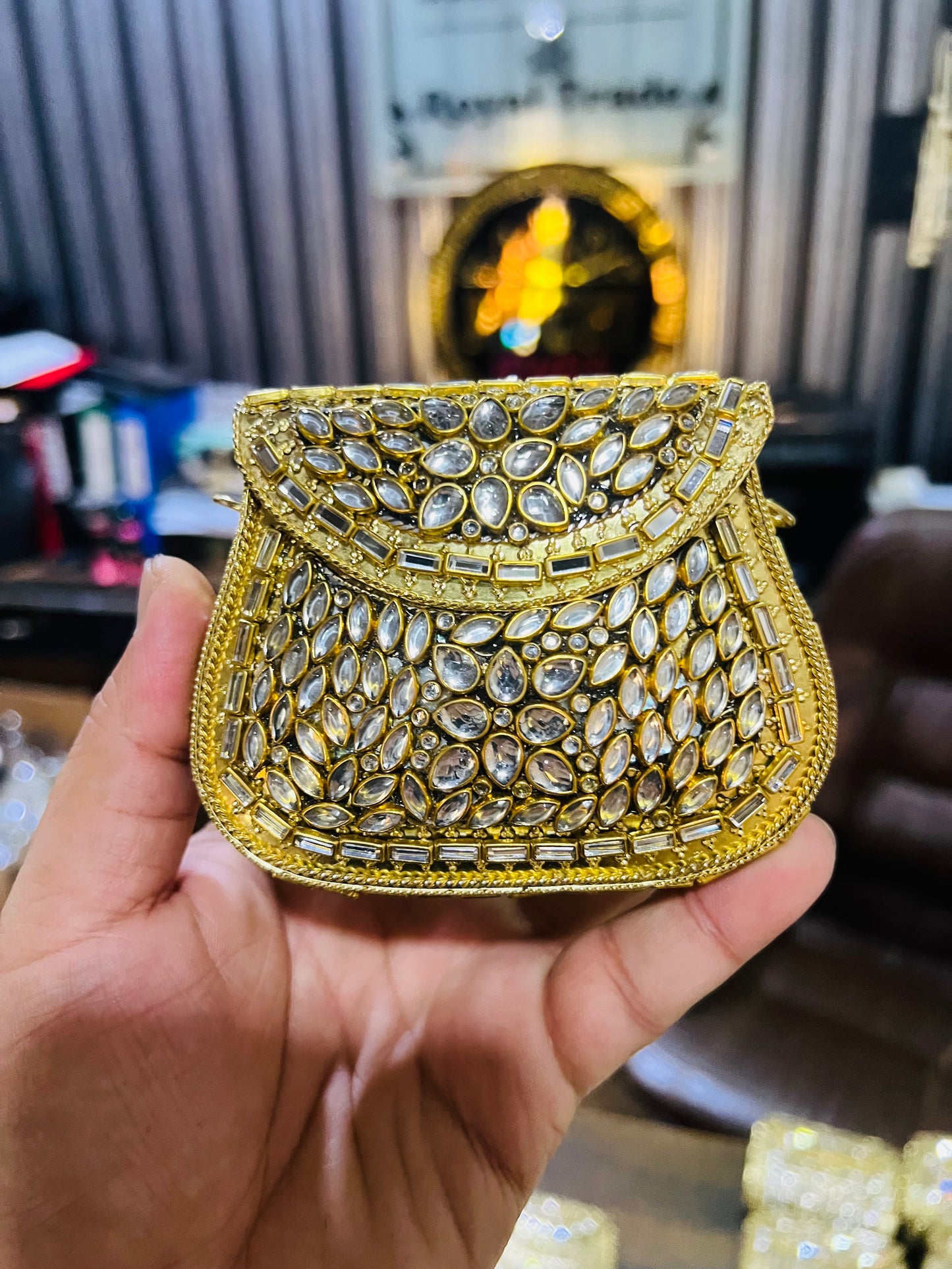 Medium Kundan Gold Bag Round D shape BB-D12