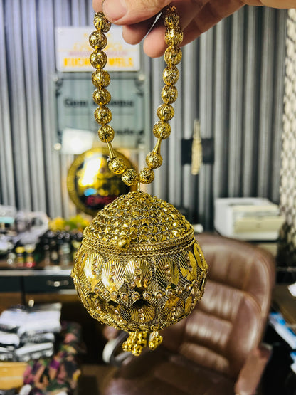 Heer Collection Beautiful Potli Golden Bag-5