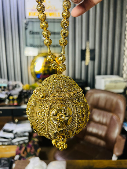 Heer Collection Beautiful Potli Golden Bag-3