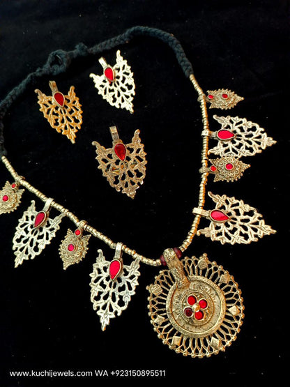 Afghan Kuchi Spring Pendant Choker Set