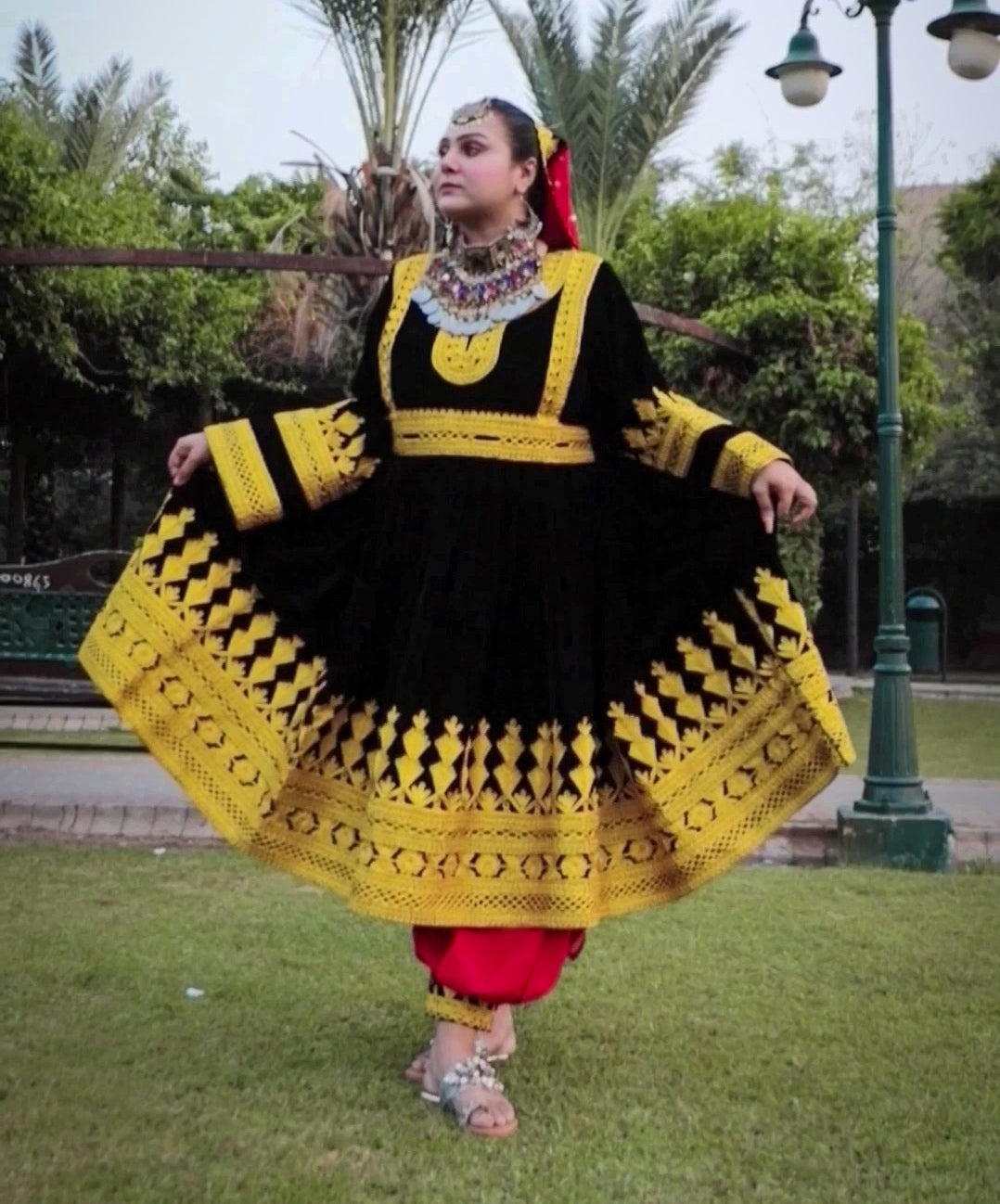 Afghan Velvet Handwork Charma Dozi Kuchi Dress For Women – Kuchijewels Pk