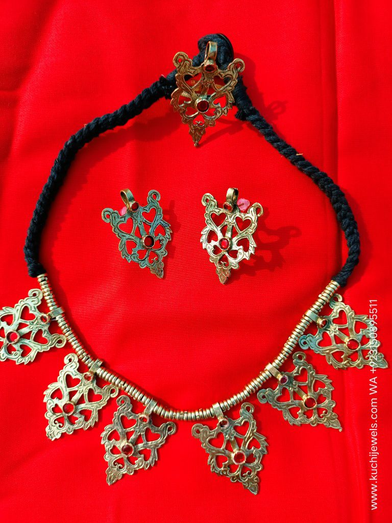 Afghani Smart Spring Choker Set