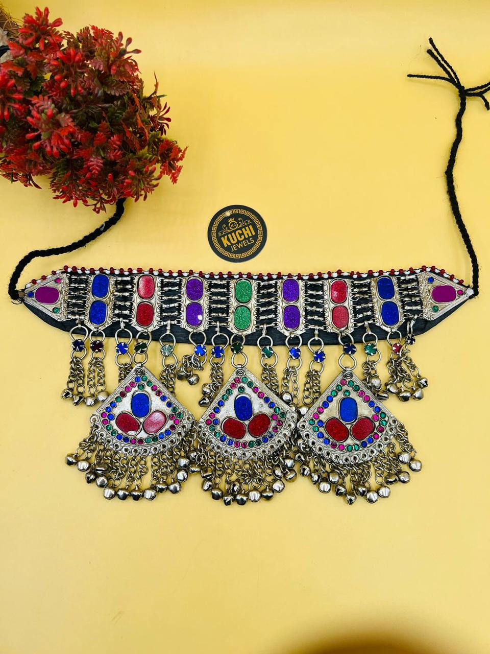 Afghani Three Pendant Choker