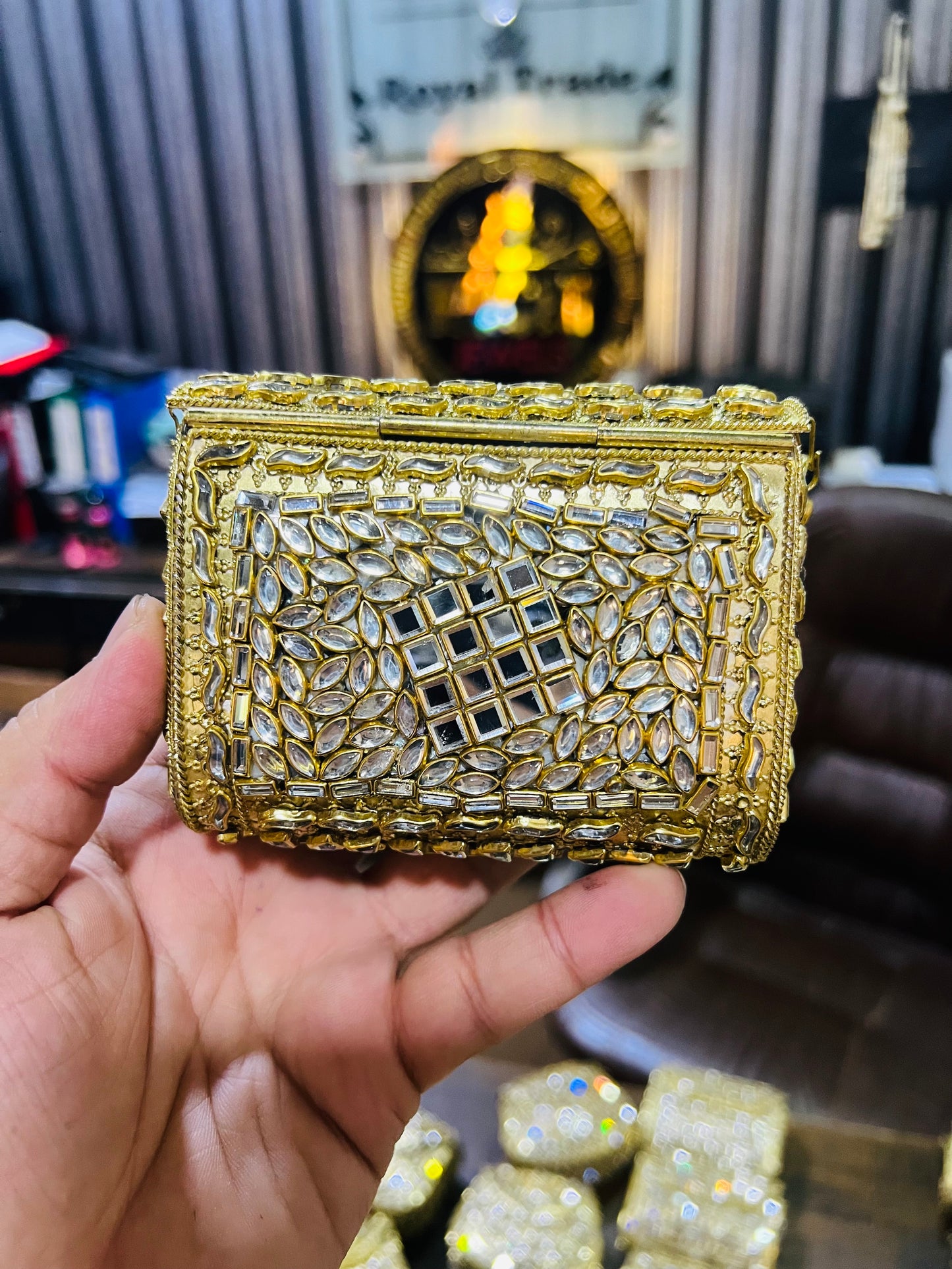 Mid Medium Kundan Golden Bag Square Shape BB-S4