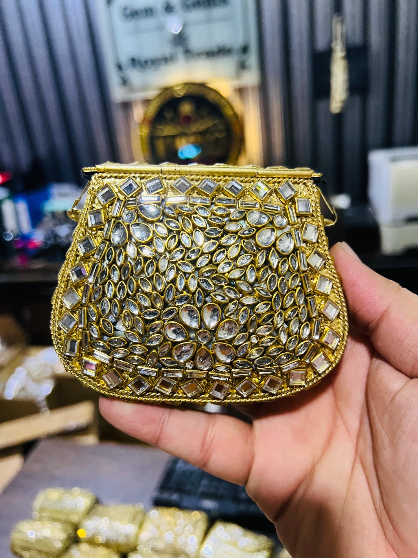 Pure Kundan D Shape Handmade Metal Bag BB-D124