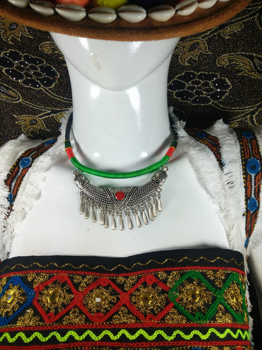 Chokar of Green & Red Cord With Pendant-9