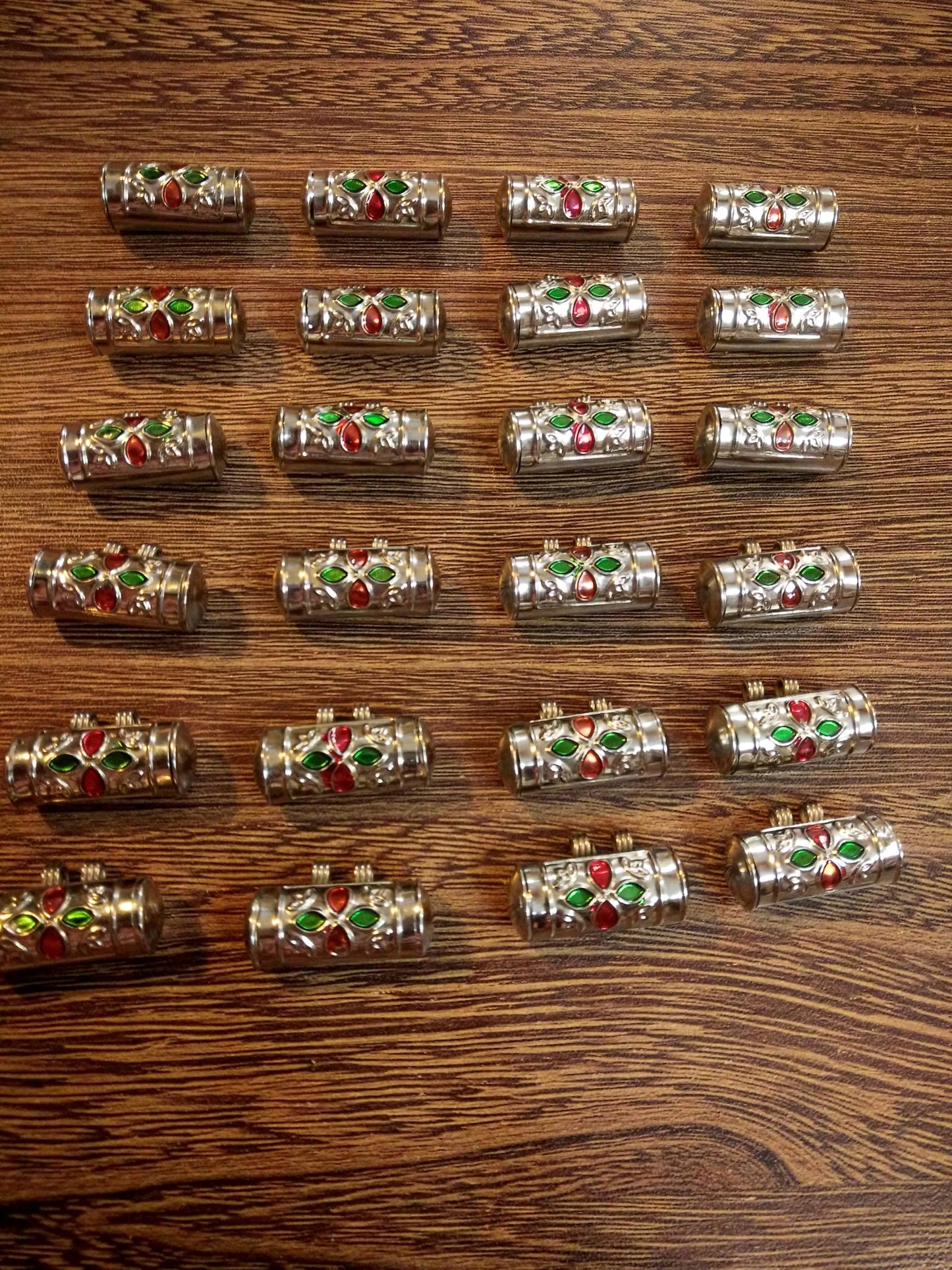 Capsule Afghani Small Pendant (Per Dozen)