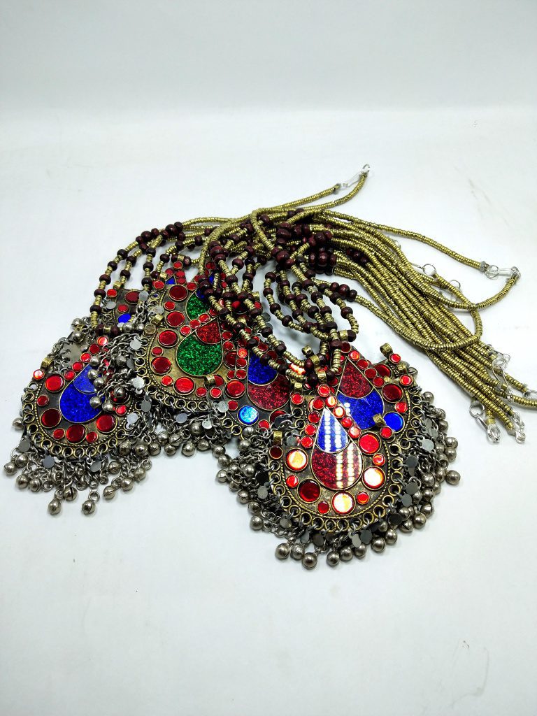 Vintage Boho Pendant & Metal Beads Necklace